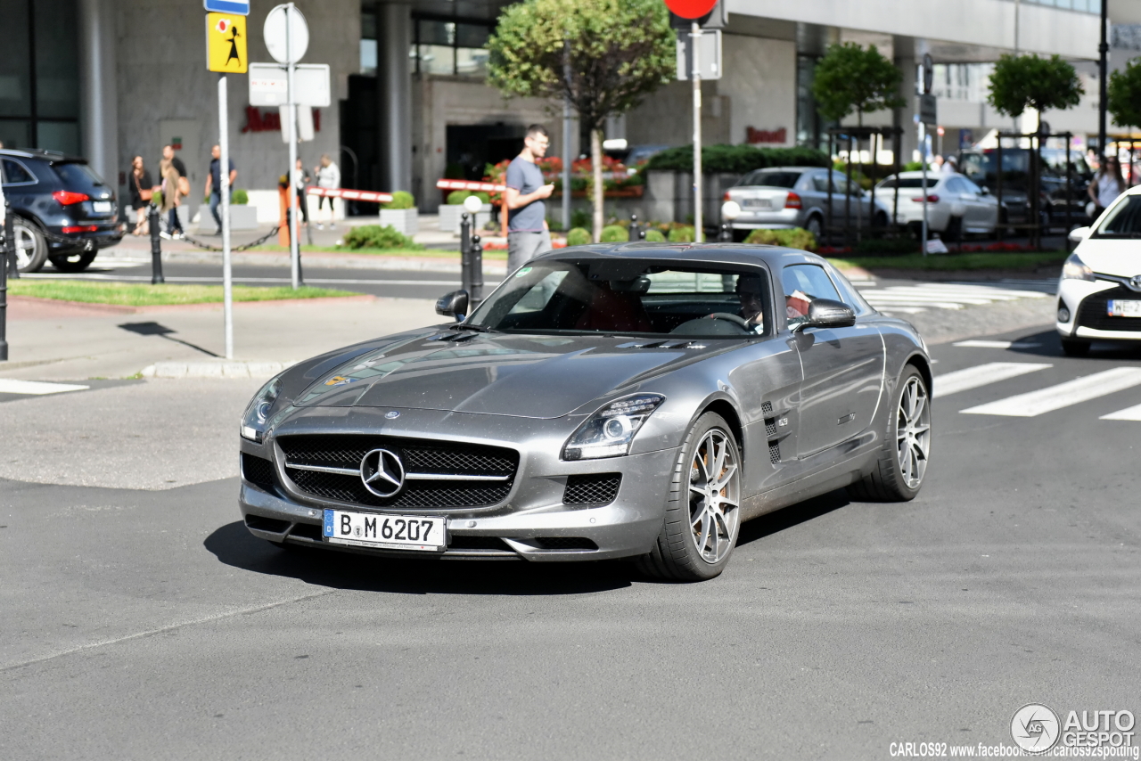 Mercedes-Benz SLS AMG GT