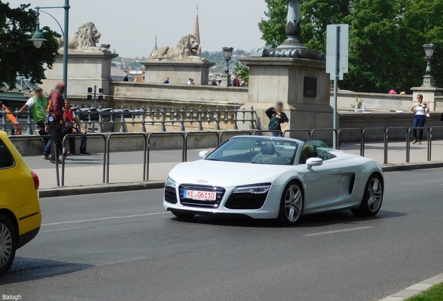 Audi R8 V10 Spyder 2013