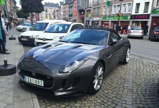 Jaguar F-TYPE S Convertible