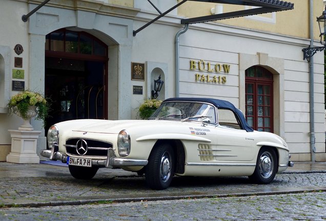 Mercedes-Benz 300SL Roadster