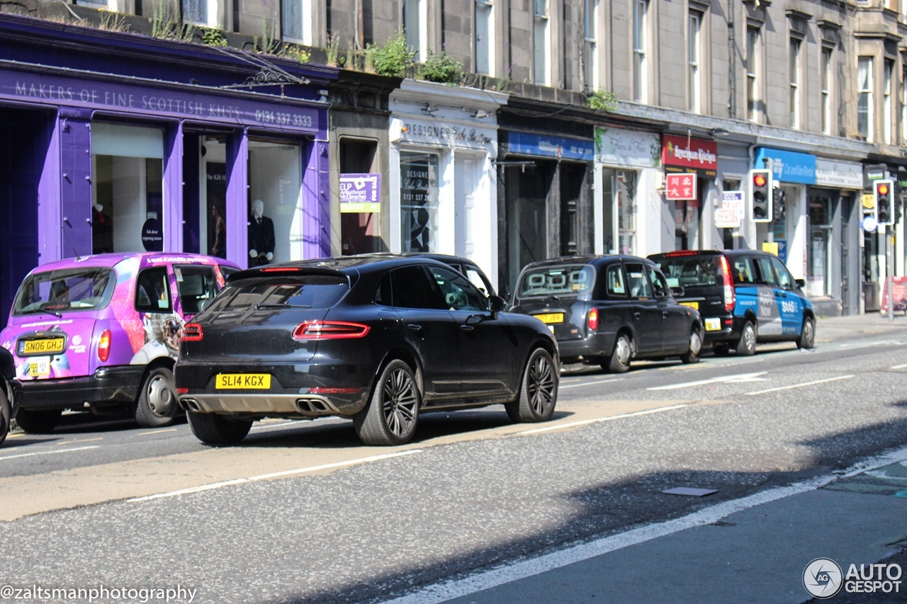 Porsche 95B Macan Turbo