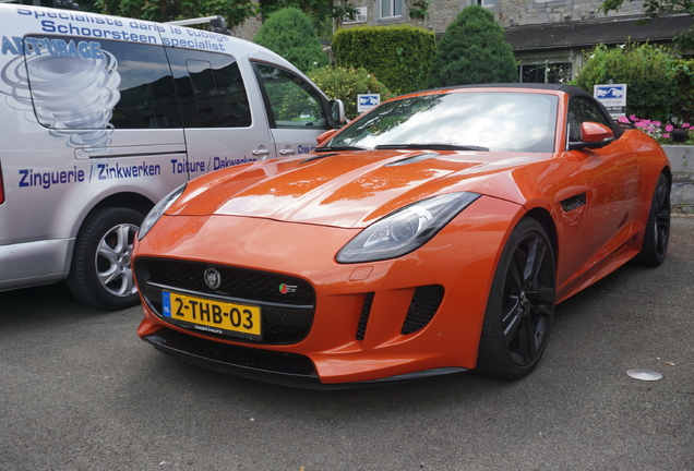 Jaguar F-TYPE S Convertible