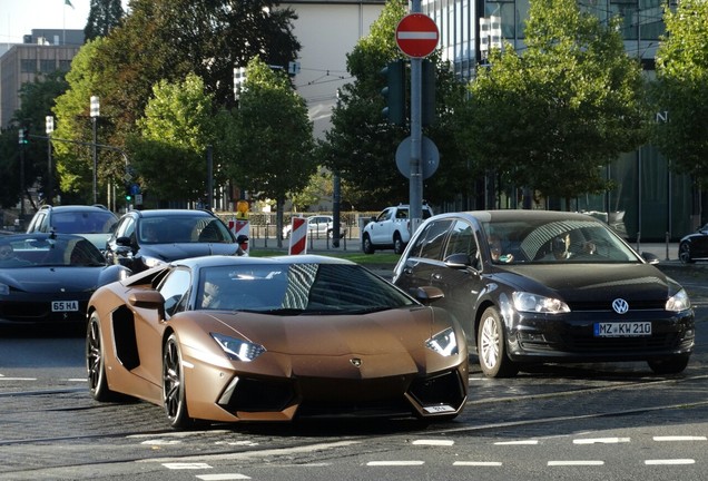 Lamborghini Aventador LP700-4 Roadster