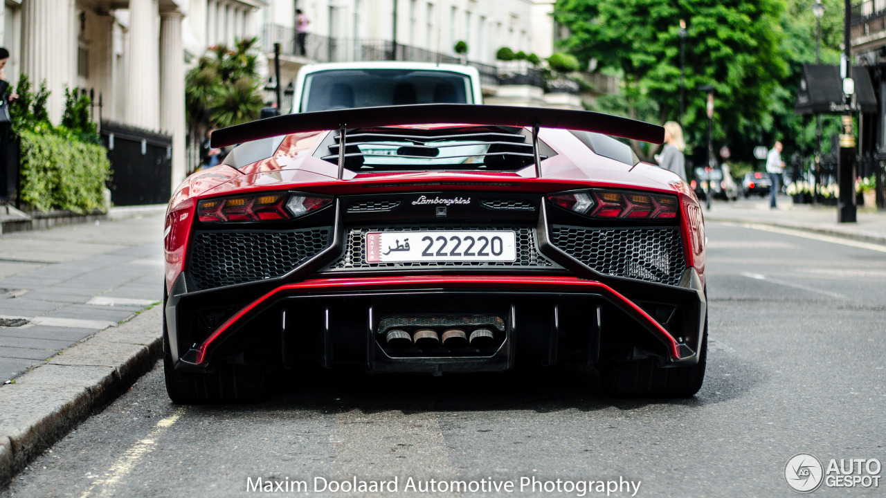 Lamborghini Aventador LP750-4 SuperVeloce