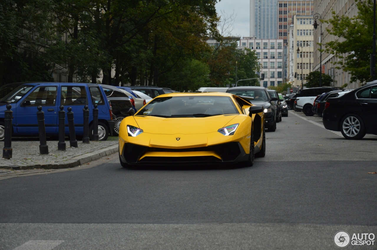 Lamborghini Aventador LP750-4 SuperVeloce