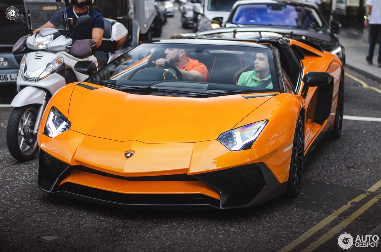 Lamborghini Aventador LP750-4 SuperVeloce Roadster