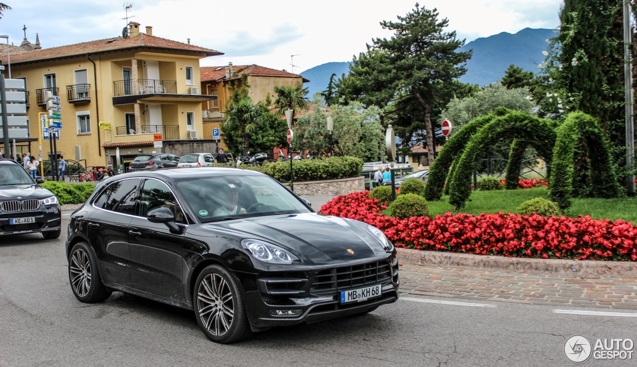 Porsche 95B Macan Turbo