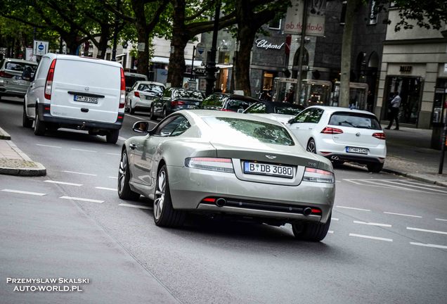 Aston Martin DB9 2010