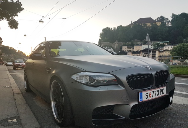 BMW M5 F10 2011