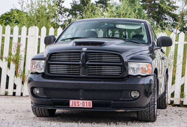 Dodge RAM SRT-10