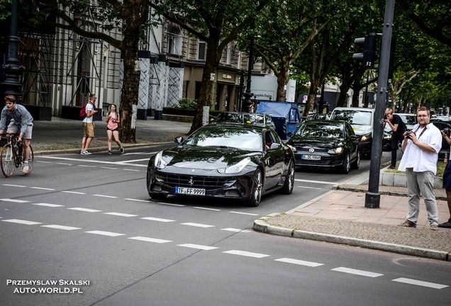 Ferrari FF