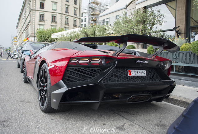 Lamborghini Aventador LP720-4 Roadster 50° Anniversario