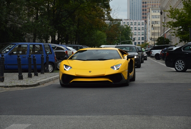 Lamborghini Aventador LP750-4 SuperVeloce