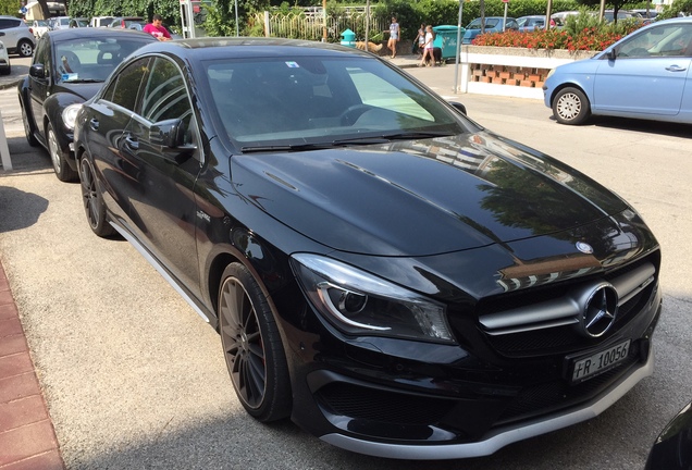 Mercedes-Benz CLA 45 AMG C117