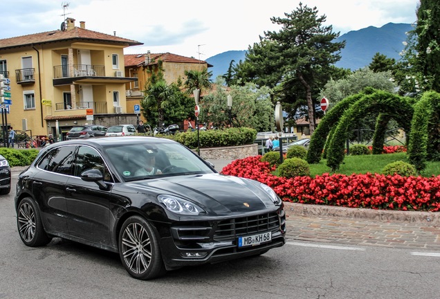 Porsche 95B Macan Turbo