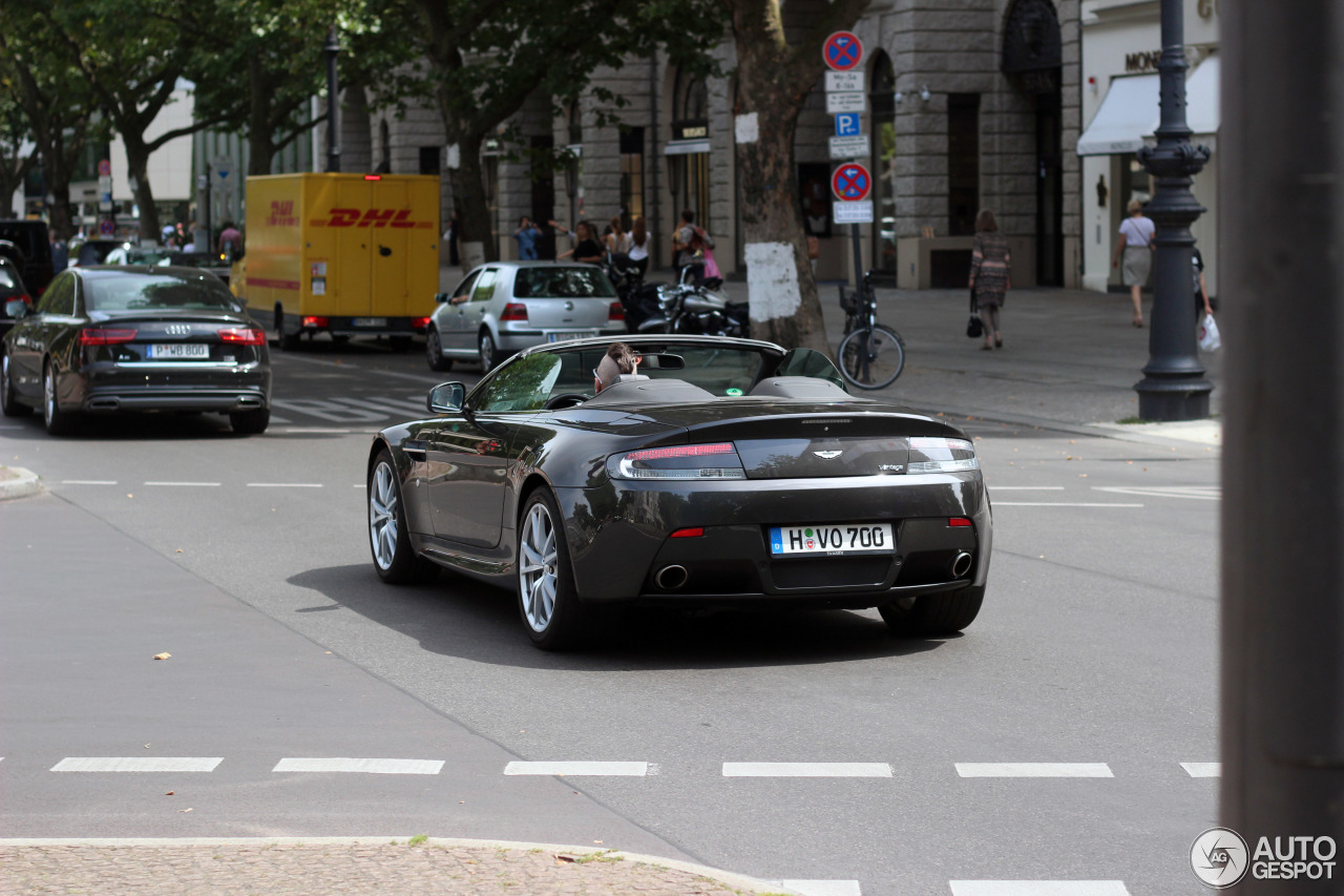 Aston Martin V8 Vantage Roadster 2012