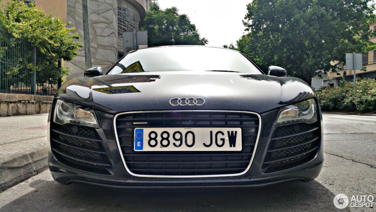 Audi R8