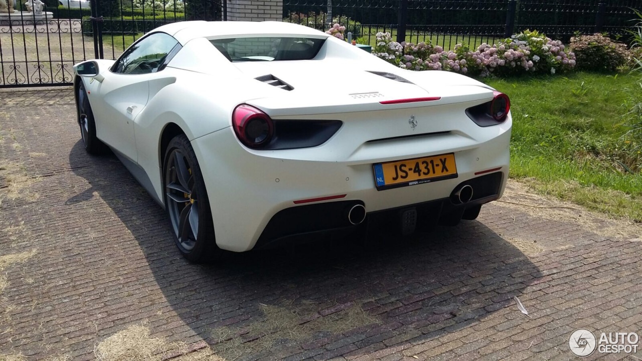 Ferrari 488 Spider