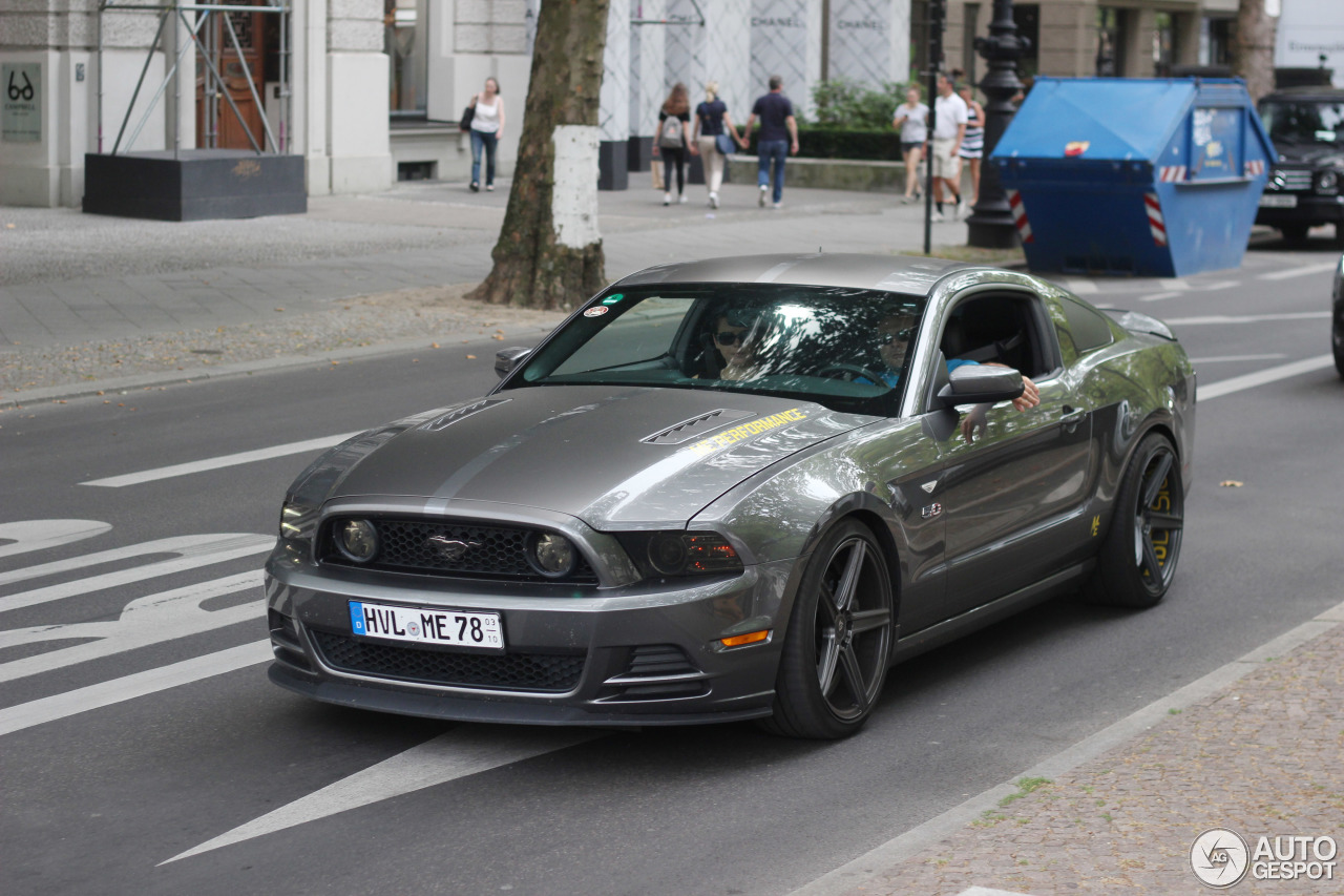 Ford Mustang GT 2013