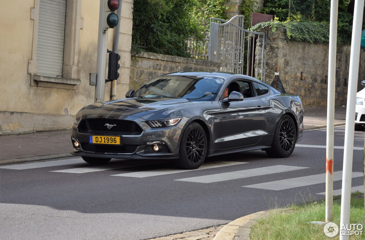 Ford Mustang GT 2015