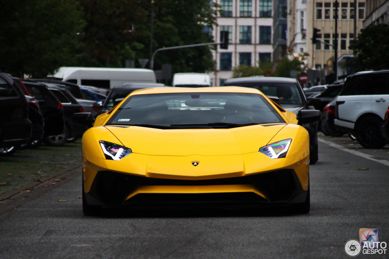 Lamborghini Aventador LP750-4 SuperVeloce