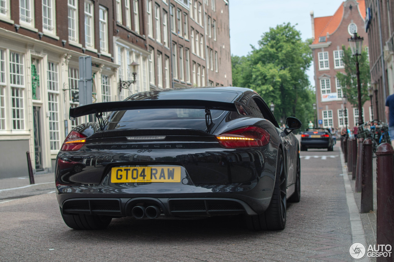 Porsche 981 Cayman GT4