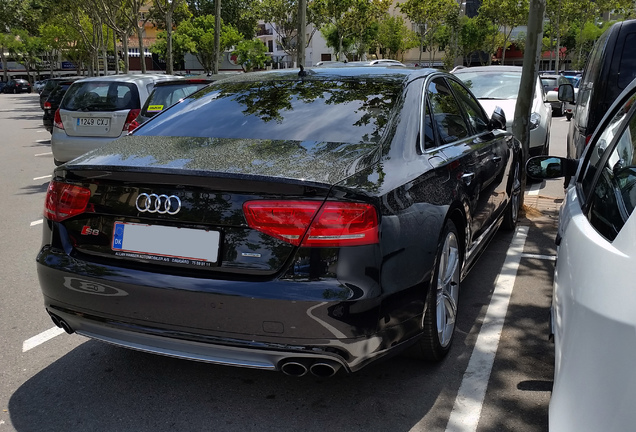 Audi S8 D4