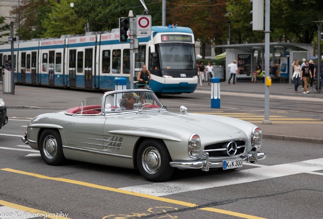 Mercedes-Benz 300SL Roadster