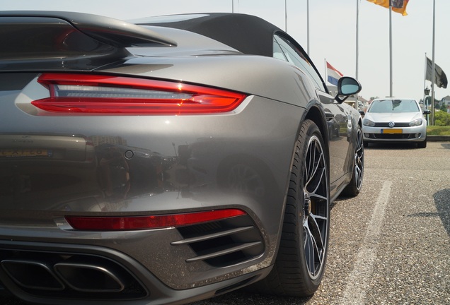 Porsche 991 Turbo S Cabriolet MkII