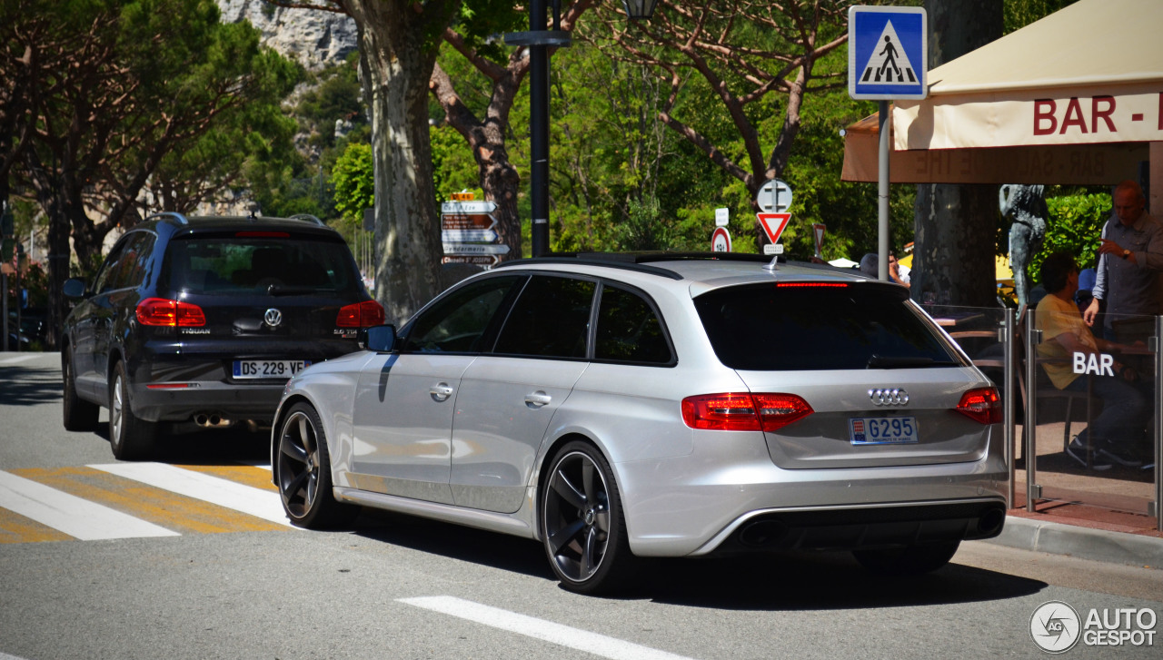 Audi RS4 Avant B8