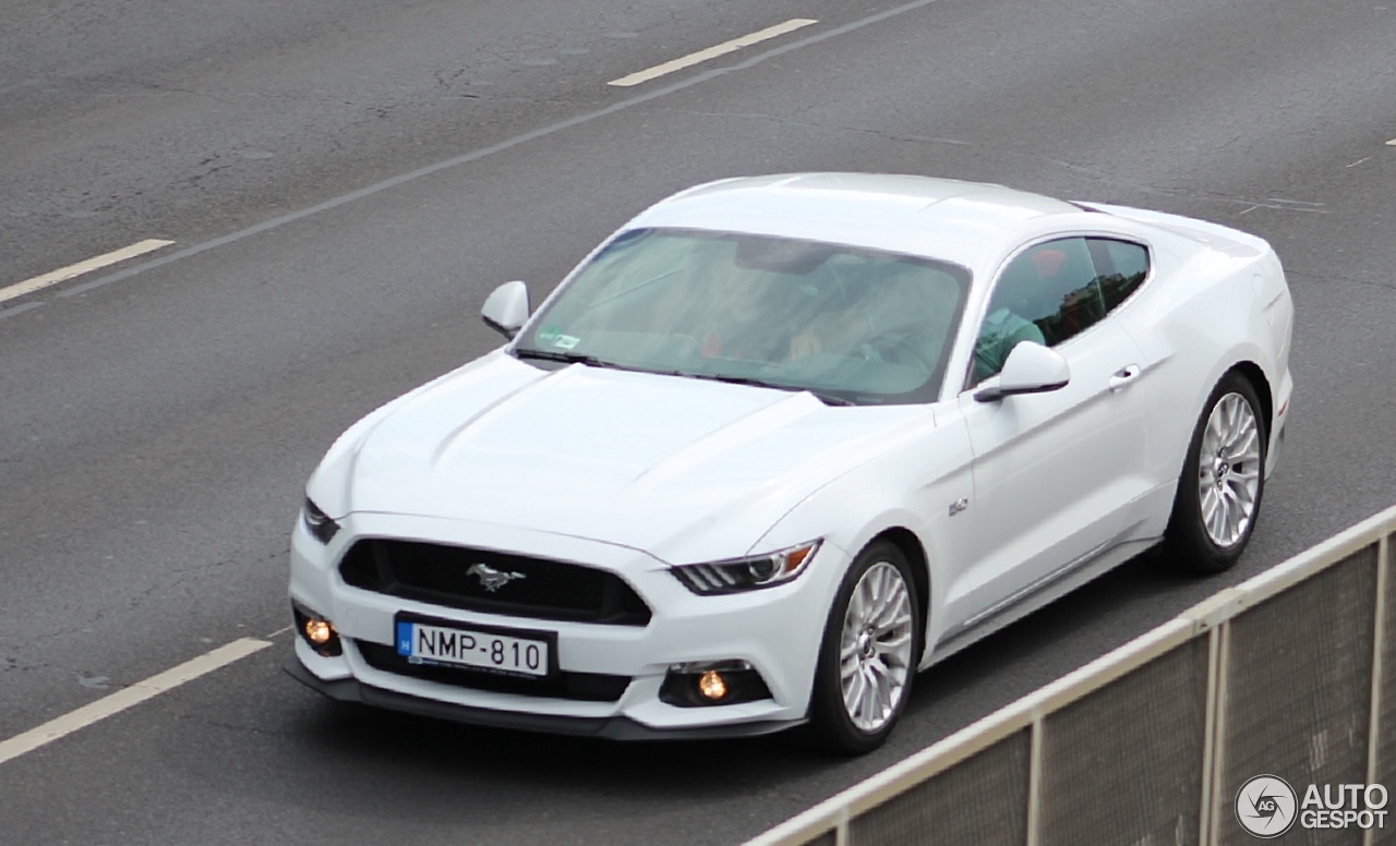 Ford Mustang GT 2015