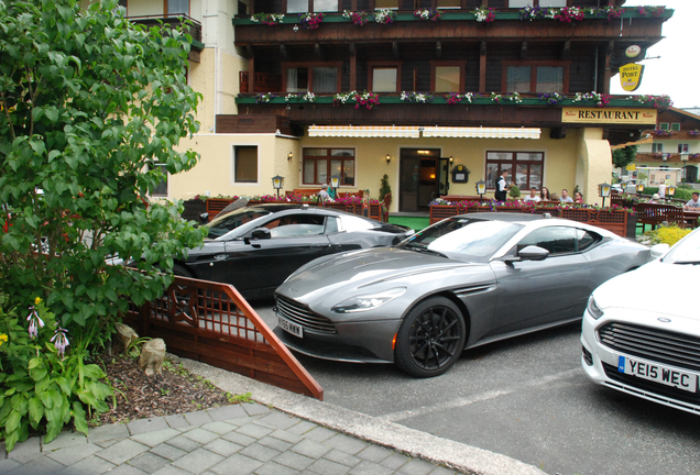 Aston Martin DB11