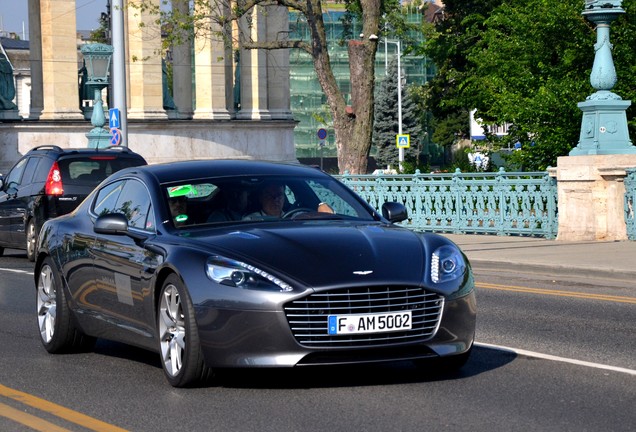 Aston Martin Rapide S