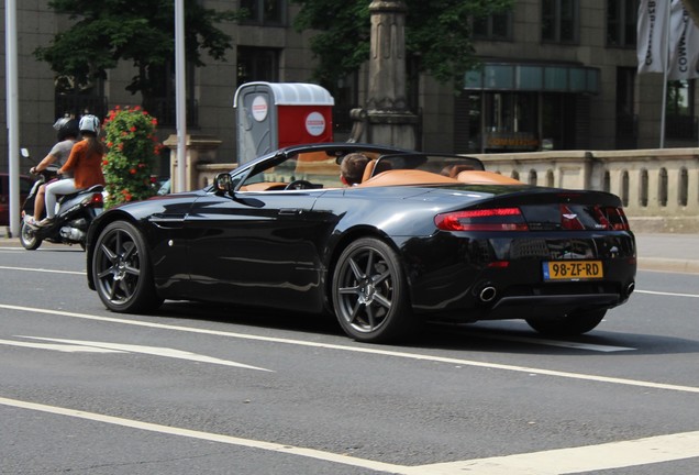 Aston Martin V8 Vantage Roadster