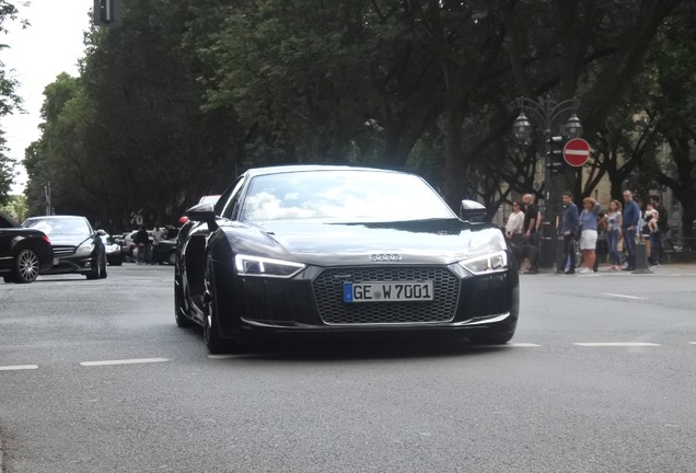 Audi R8 V10 Plus 2015