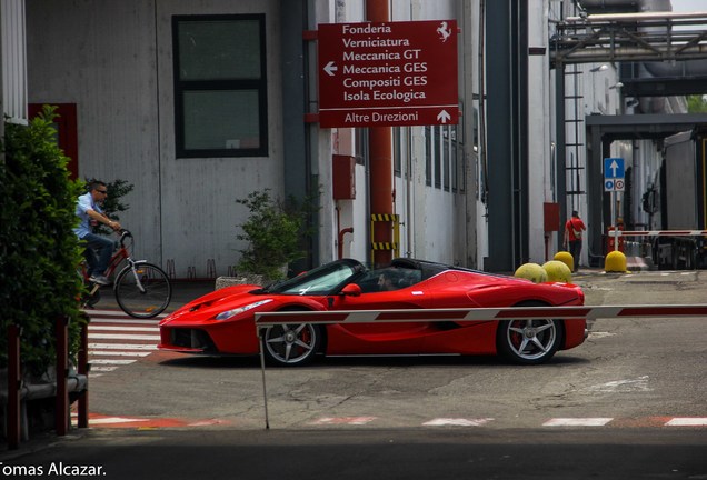 Ferrari LaFerrari Aperta