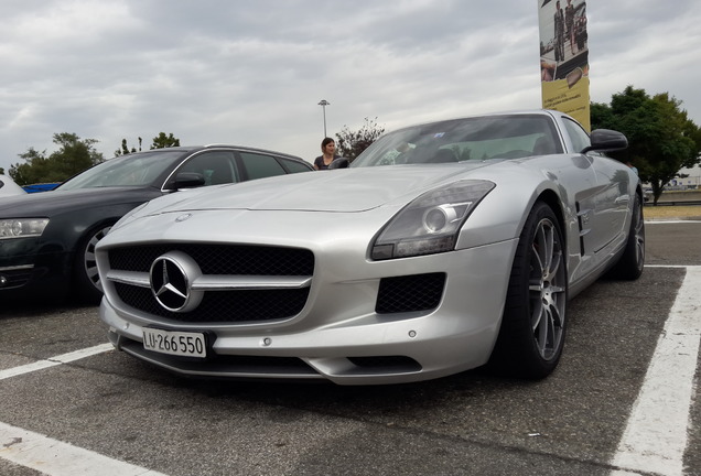 Mercedes-Benz SLS AMG