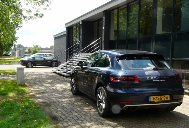 Porsche 95B Macan Turbo