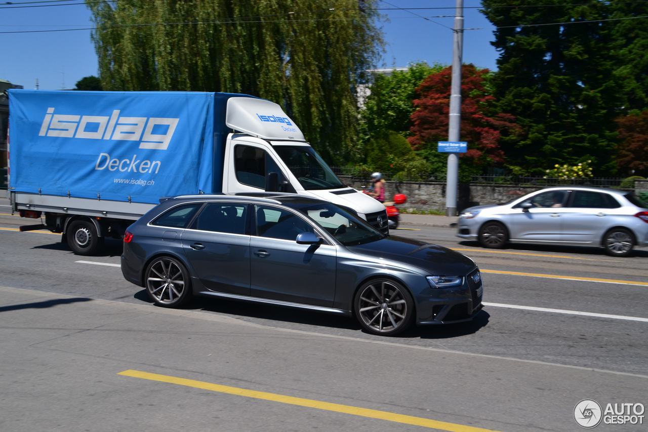 Audi RS4 Avant B8