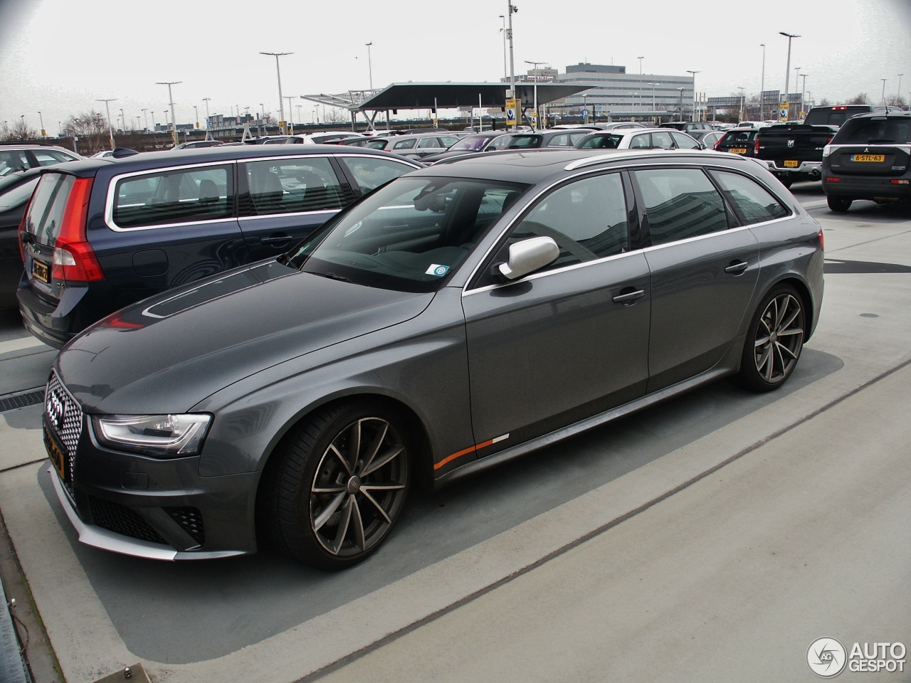 Audi RS4 Avant B8