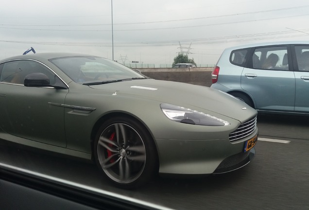 Aston Martin DB9 2013