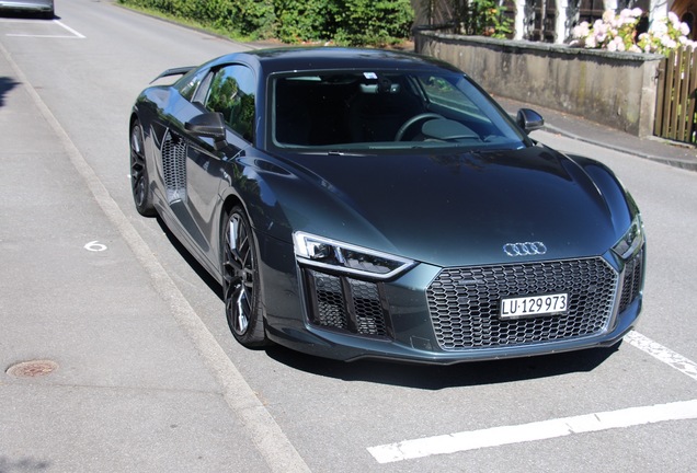 Audi R8 V10 Plus 2015