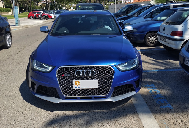 Audi RS4 Avant B8