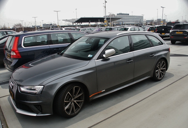 Audi RS4 Avant B8