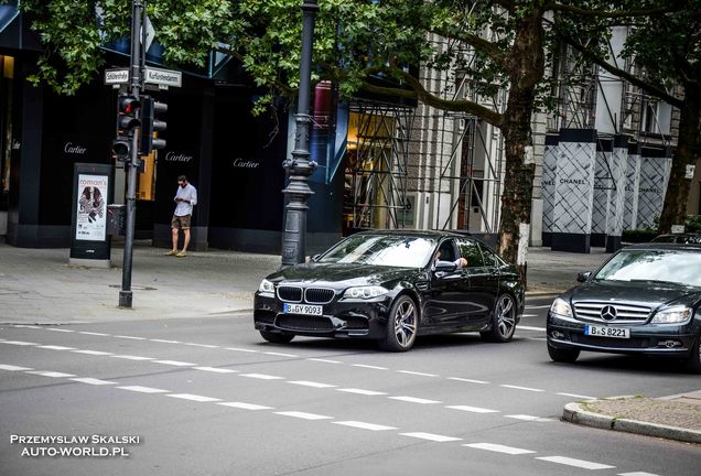 BMW M5 F10 2011