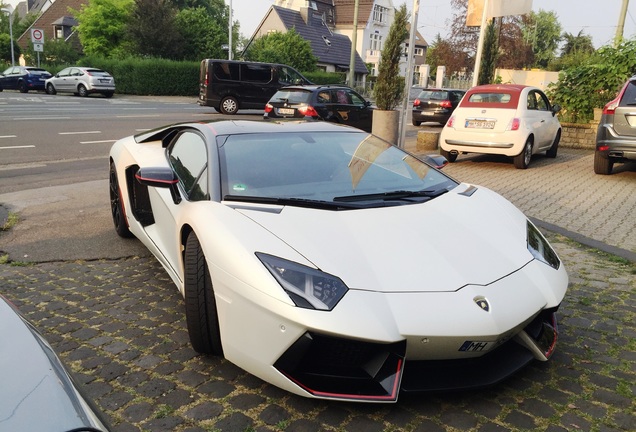 Lamborghini Aventador LP700-4 Pirelli Edition