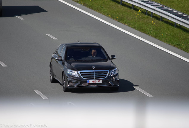 Mercedes-Benz S 65 AMG V222