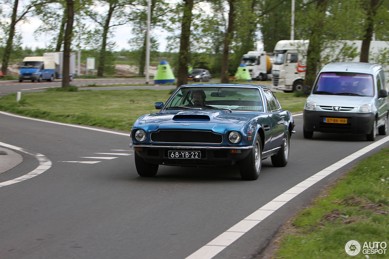 Aston Martin DBS V8 1969 - 1972