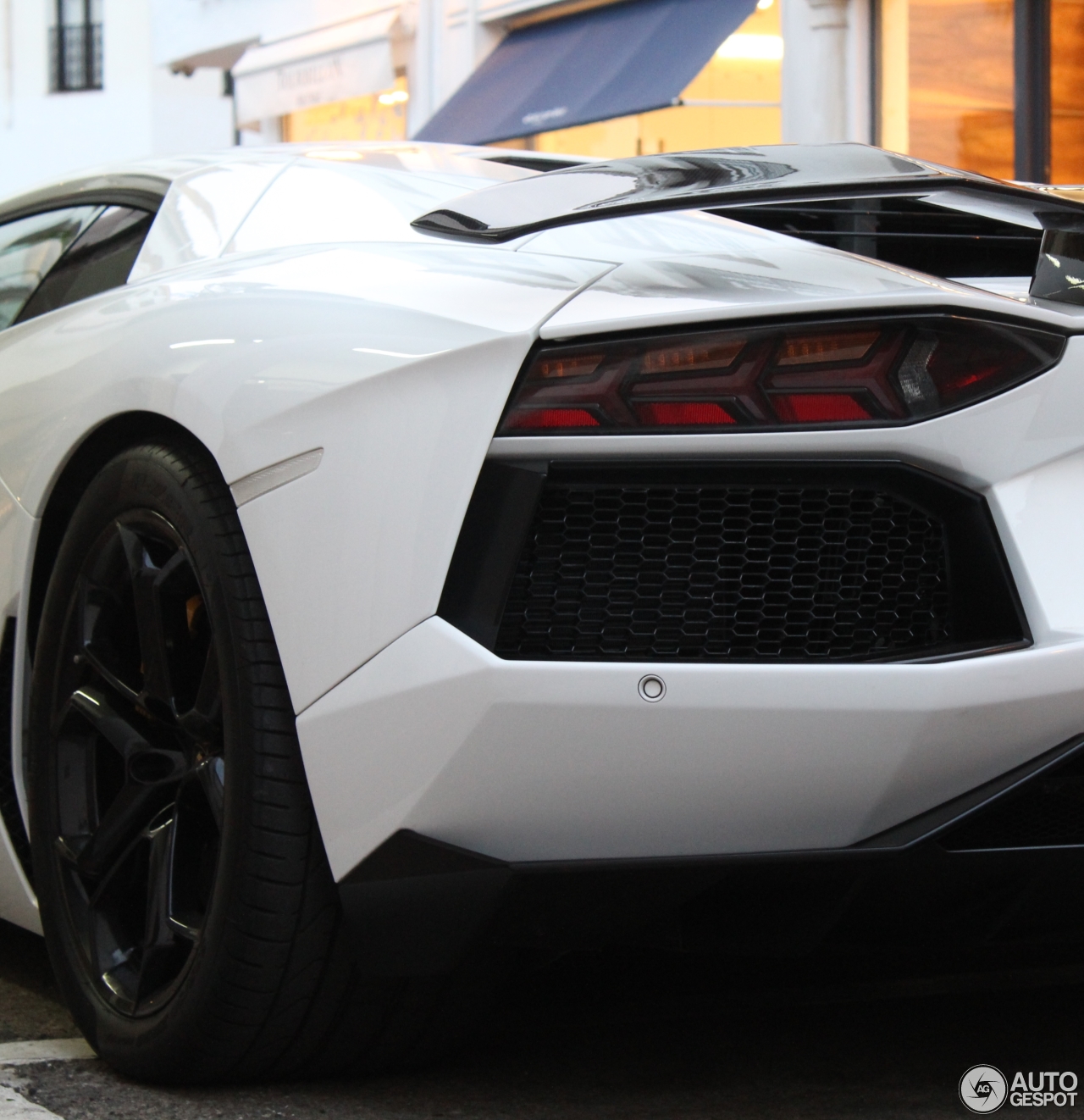 Lamborghini Aventador LP700-4