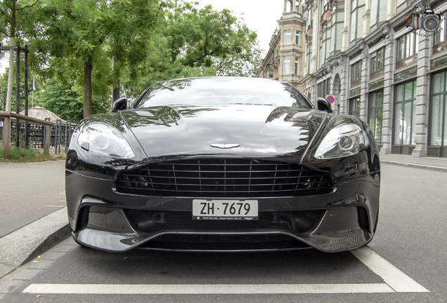 Aston Martin Vanquish 2013